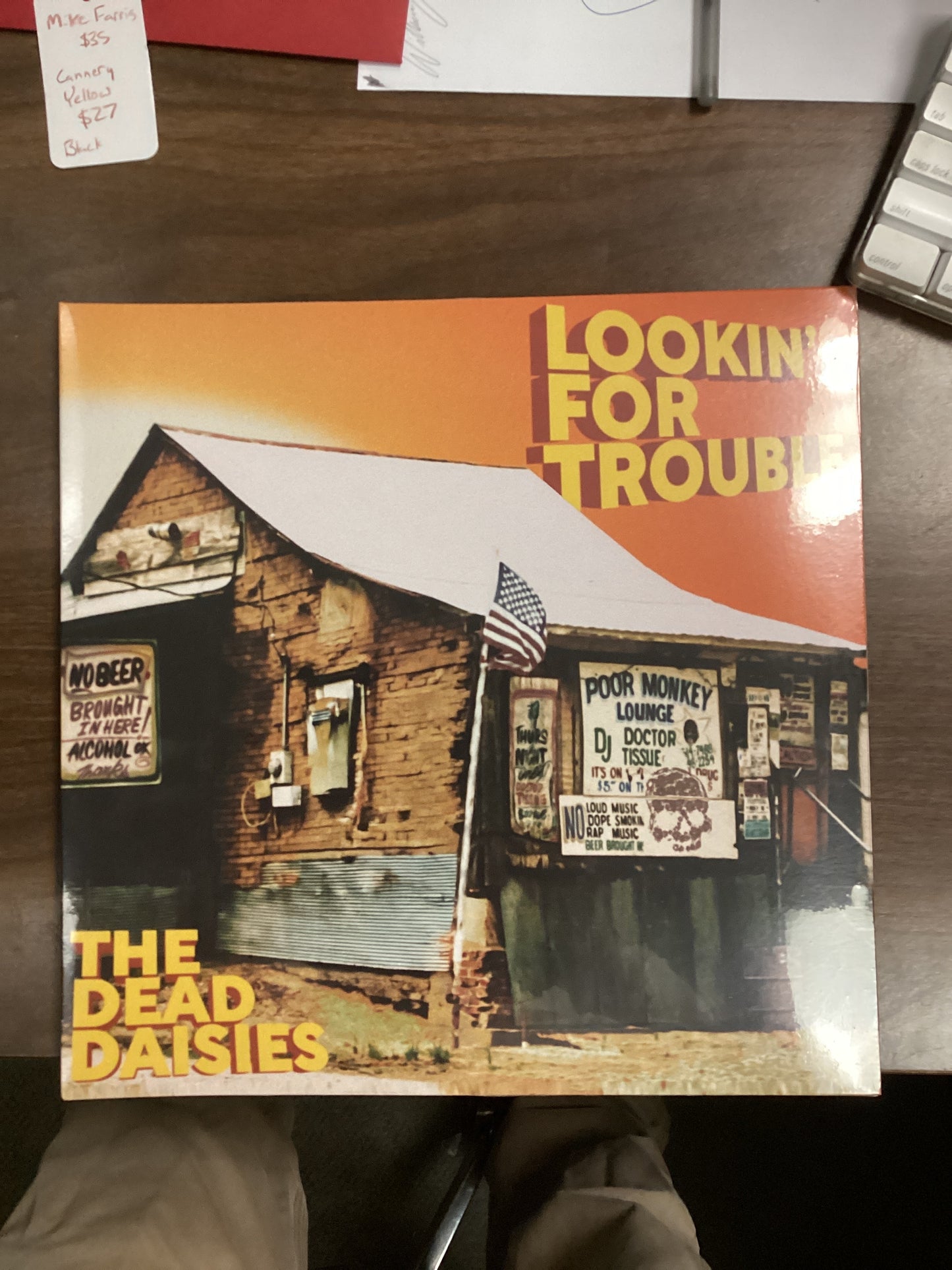 The Dead Daisies: Lookin’ for Trouble Cannery Yellow (Vinyl)